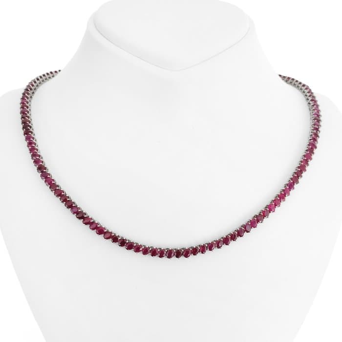 Necklace White gold - 26.95ct. tw. Ruby