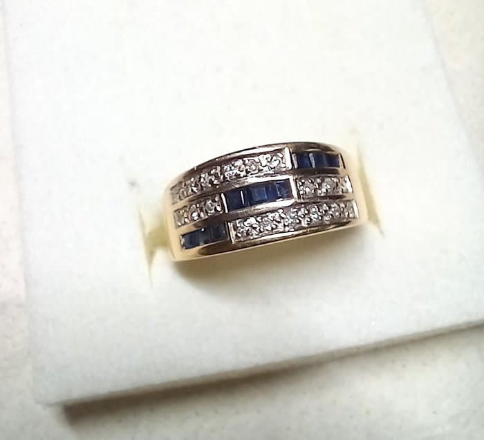 Ring - 14 kt. Yellow gold Sapphire