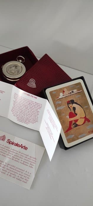 Thematische Sammlung - Taschenuhr, Spielkarten - Salvatore Fiume
