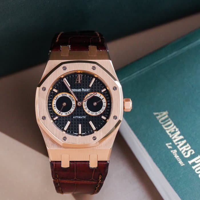 Audemars Piguet - Royal Oak "Owl" Day-Date 18k Rose Gold - 26330OR.OO.D088CR.01 - Men - 2011-present