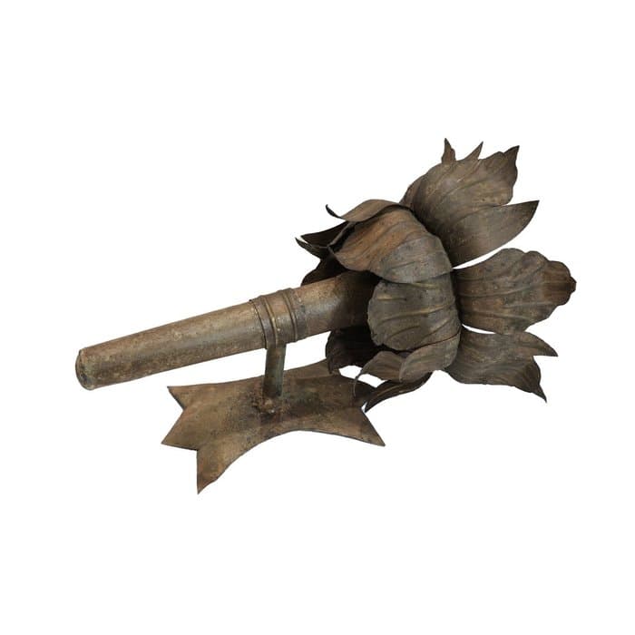 Wall lamp - Tinplate / Tole peinte - A wall light / wall torch