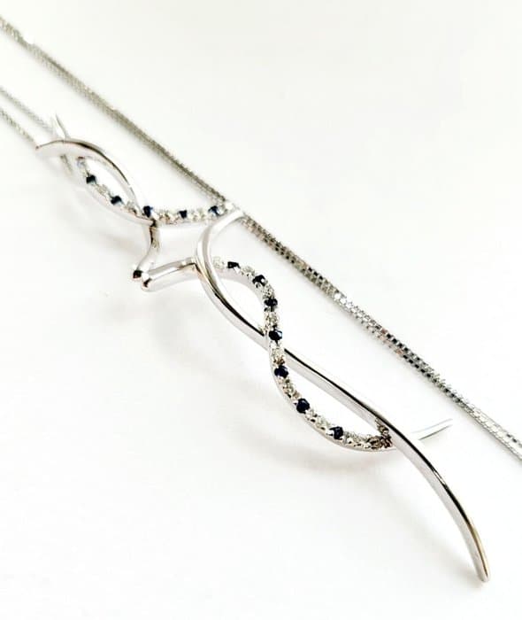 Necklace with pendant - 18 kt. White gold Diamond (Natural) - Sapphire