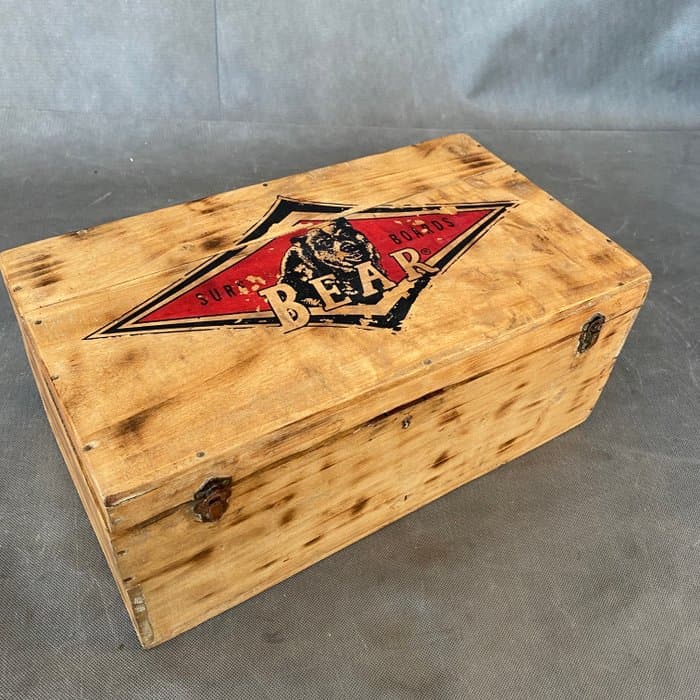 Chest - Wood, Display advertising case