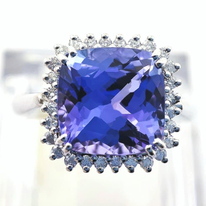Ring - 18 kt. White gold - 4.18ct. tw. Tanzanite - Diamond