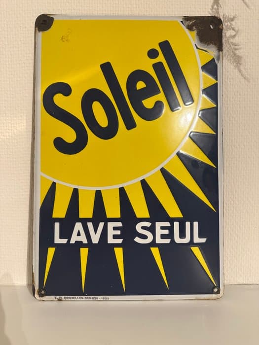Emaillerie belge - "Soleil" zeep, wat de Franse naam is voor "Sunlight" zeep. - Enamel sign - Enamel